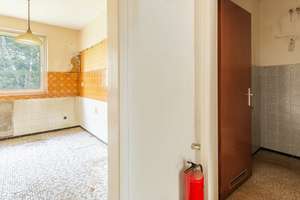 Raum für Ihre Ideen – sanierungsbedürftige 4-Zimmer-Wohnung in Hamburg-Alt-Rahlstedt! – Die vollständige Adresse der Immobilie erhältst du vom Anbieter., 22147 Rahlstedt, Hamburg – Vorschaubild 3