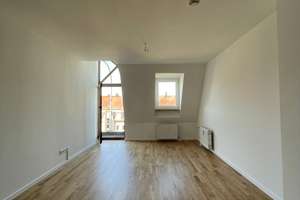 Renovierte 2-Zimmer-Wohnung im 5.OG mit Aufzug – Adam-Klein-Str. 29, 90429 Bärenschanze, Nürnberg – Vorschaubild 3
