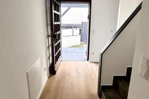 Luxus-Einfamilienhaus mit 3 Bädern, Kamin, Fußbodenheizung & großer Terrasse in Wuppertal – Immenweg 29, 42279 Oberbarmen, Wuppertal – Vorschaubild 5