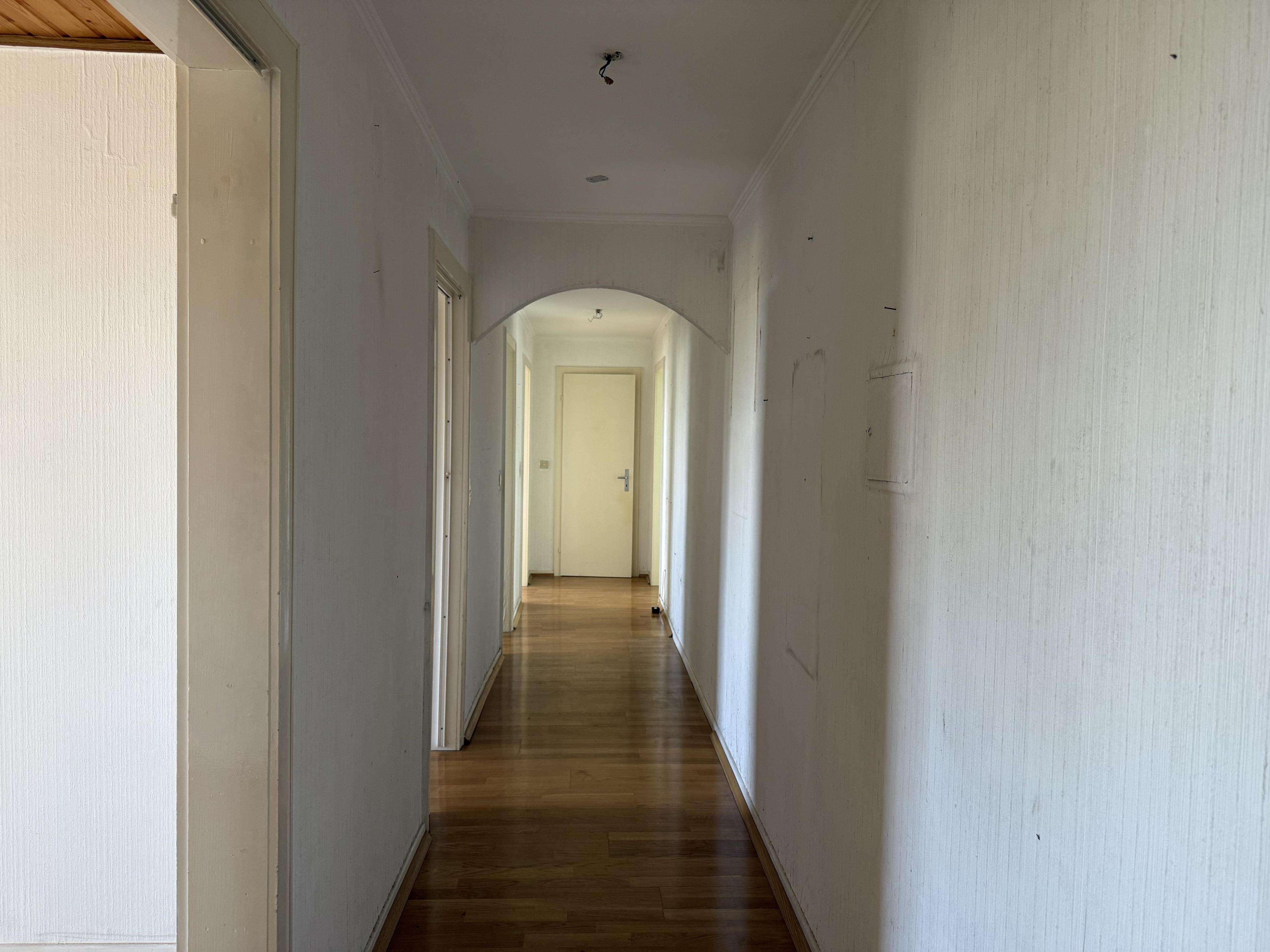 3-Zimmer Wohnung mit Loggia und Balkon, Krefeld – Bild 2