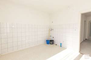 60-iger-Zwei-Fam.haus, großer Garten, 784 qm, Dop.garage +Carport, frei, ruhige Lage Gaimersheim – Die vollständige Adresse der Immobilie erhältst du vom Anbieter., 85080 Gaimersheim – Vorschaubild 9