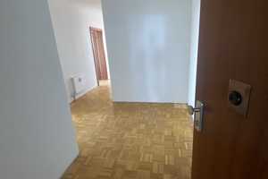 Vollständig renovierte 3-Zimmer-Wohnung mit Balkon in Köln – Stresemannstraße 5, 51149 Köln – Vorschaubild 2