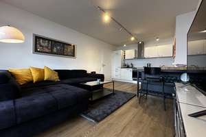 Bezugsfrei nach Modernisierung: 2-Zimmer-Wohnung mit Balkon & Domblick im Uni-Center Köln! – Luxemburger Str. 124-136, 50939 Sülz, Köln – Vorschaubild 2