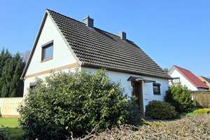Kleines Einfamilienhaus mit 1.538 m² Grundstück - 0 % Käuferprovision! – Die vollständige Adresse der Immobilie erhältst du vom Anbieter., 27755 Hasport/Annenheide, Delmenhorst – Vorschaubild 2