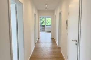 Lichtdurchfluteter Erstbezug nach Modernisierung: 3-Zimmer-Wohnung mit Südwest-Balkon  & Garage – Die vollständige Adresse der Immobilie erhältst du vom Anbieter., 42113 Uellendahl-Katernberg, Wuppertal – Vorschaubild 16