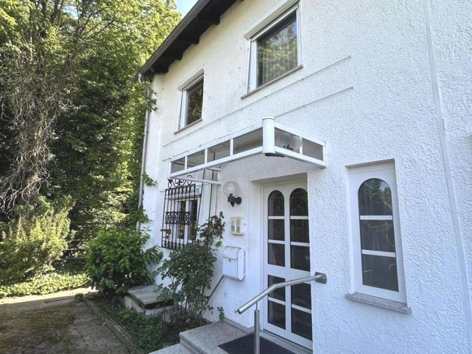 Hausansicht vorne