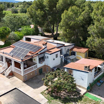 CHALET IN VILLAMARCHANTE
