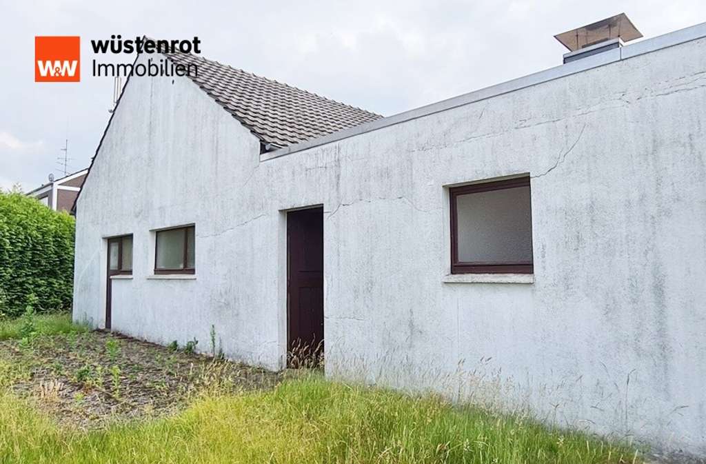 Immobilie in Borken - Freihstehendes Einfamilienhaus mit 1325 m² Grundstück - Bild 1