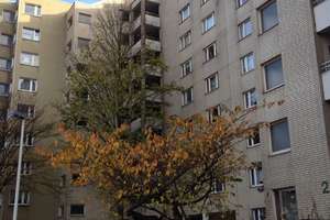 Auf gute Nachbarschaft: günstig geschnittene 3-Zi.-Wohnung