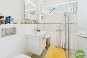  SUPER SCHNITT! 5 ZIMMER, EINBAUKÜCHE, SONNENBALKON, 2 PKW-STELLPLÄTZE... – Die vollständige Adresse der Immobilie erhältst du vom Anbieter., 65201 Schierstein, Wiesbaden – Vorschaubild 14