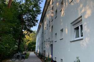 Wohnung mit Balkon in ruhigem Wohnquartier: Auf Wunsch mit Stellplatz! – Hans-Geiger-Str. 15, 91052 Rathenau, Erlangen – Vorschaubild 1