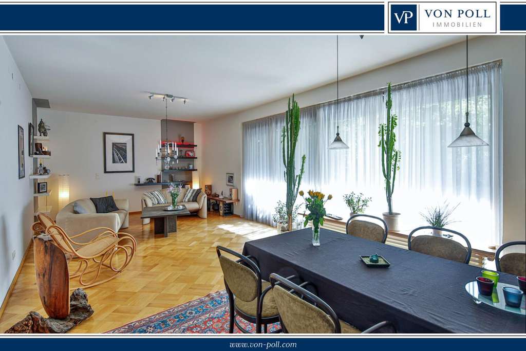 Immobilie in Aichach - Ein Haus mit Substanz, Weite und außergewöhnlichen Perspektiven - Bild 0