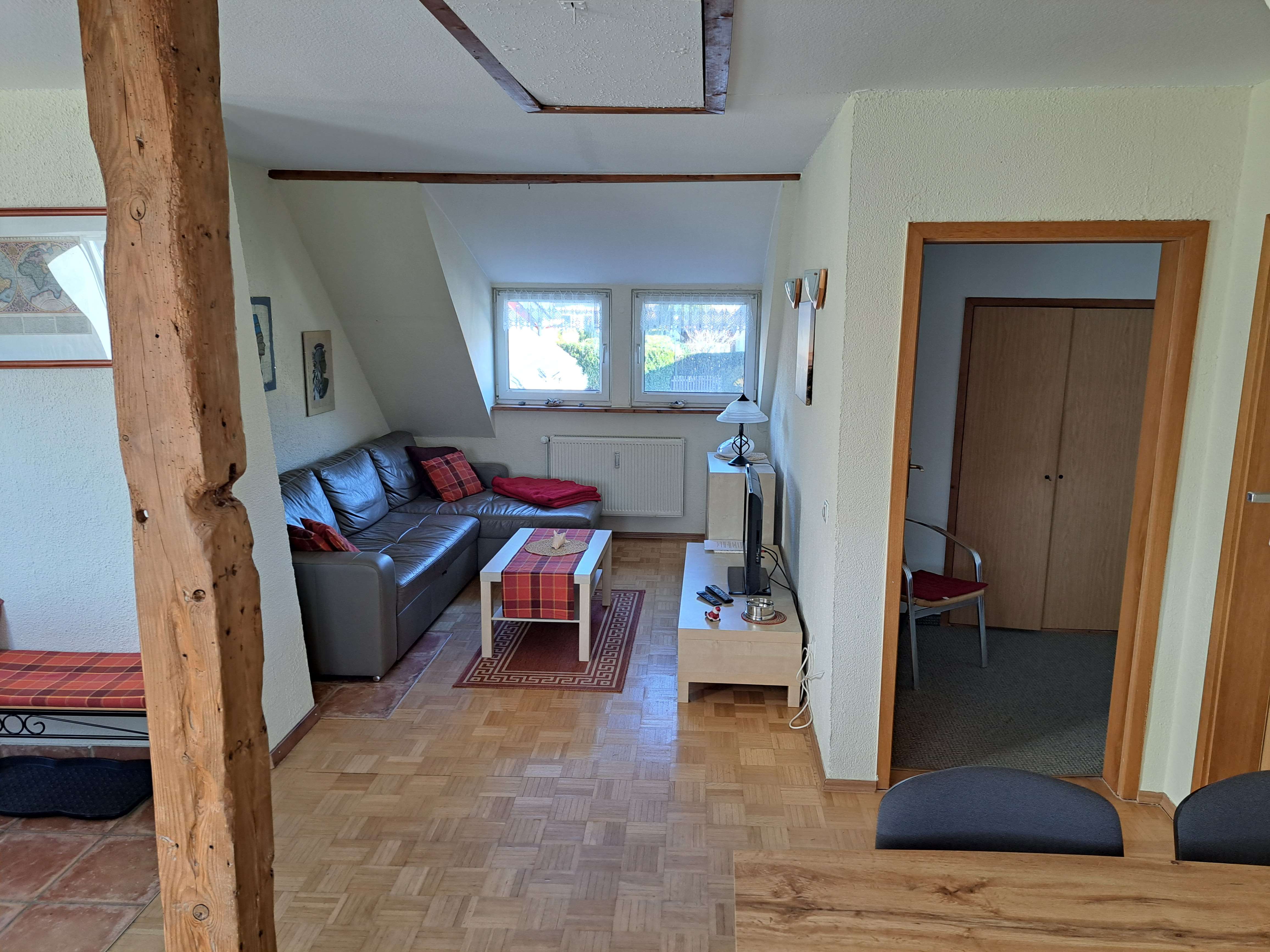 Immobilie in Glowe - Zweifamilienhaus - 300 m zum Strand, beide WE frei verfügbar - Bild 0