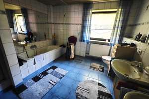 Gepflegtes Wohnhaus mit Einliegerwohnung in toller Lage in Regen ! – Die vollständige Adresse der Immobilie erhältst du vom Anbieter., 94209 Regen – Vorschaubild 10