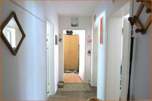 Drei-Raum-Wohnung in ruhiger Lage mit Balkon und Stellplatz in Geestemünde – Dürerstraße 19, 27570 Geestemünde, Bremerhaven – Vorschaubild 3
