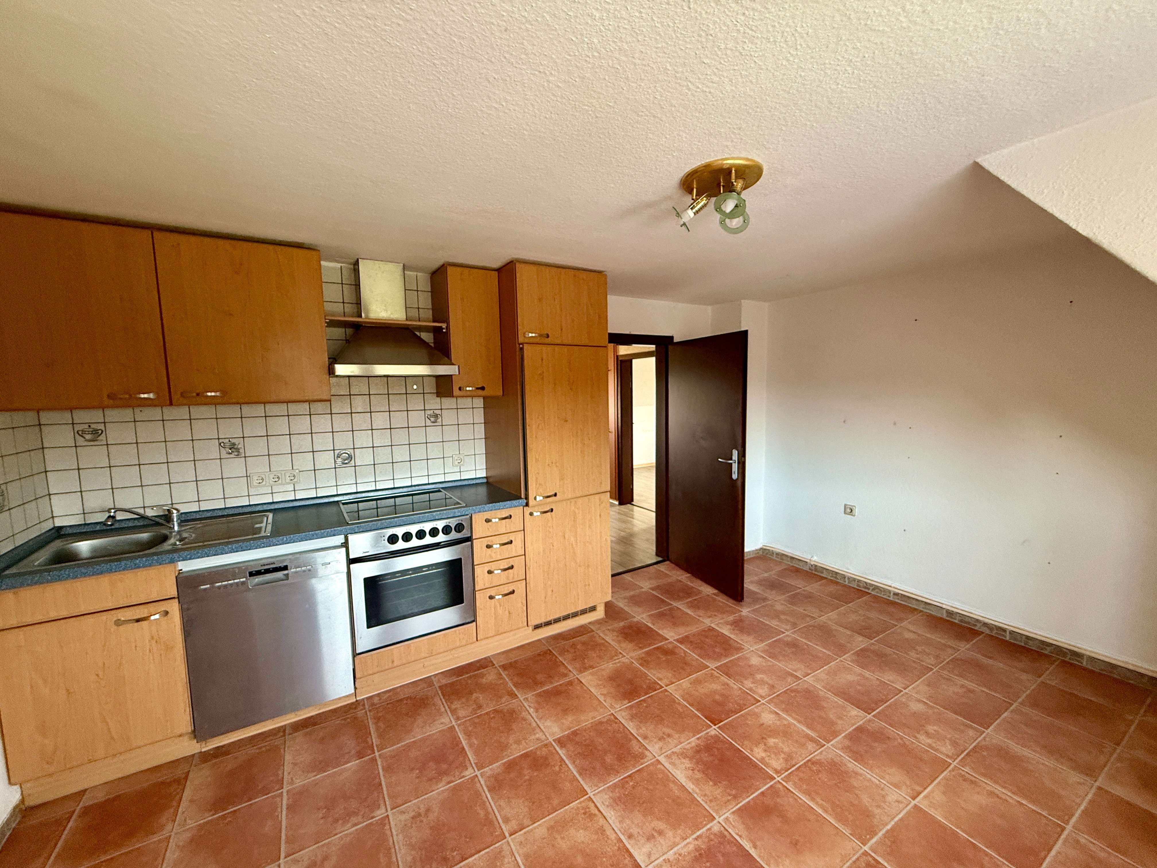 Immobilie in Wietzen - Modernisiertes Zweifamilienhaus mit Einliegerwohnung, Specksteinofen und PV Anlage in Wietzen! - Bild 2