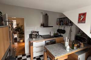Helle sanierte Altbau 2-Zimmer-Dachgeschosswohnung direkt am Zoopark – Sybelstraße 10, 40239 Düsseltal, Düsseldorf – Vorschaubild 2
