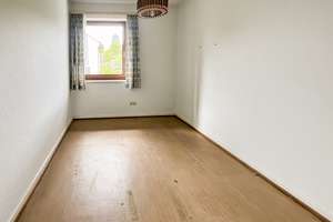 Sanierungsbedürftig, aber WOW! Unter Bodenrichtwert! DHH mit großem Garten in Wiesbaden Kohlheck! – Die vollständige Adresse der Immobilie erhältst du vom Anbieter., 65199 Dotzheim, Wiesbaden – Vorschaubild 20