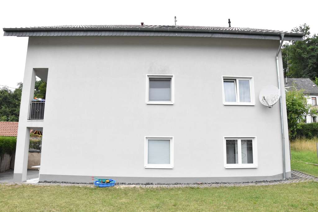 Immobilie in Ruppach-Goldhausen - 3-Parteien-Haus bei Montabaur – kombinierte Eigen- und Vermietungsmöglichkeit - Bild 2