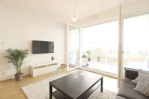 Großzügige, neue, helle 5 Zi.-Whg. mit zwei Balkonterrassen, Spreeblick in ruhiger Lage Berlin-Mitte – Die vollständige Adresse der Immobilie erhältst du vom Anbieter., 10179 Mitte (Ortsteil), Berlin – Vorschaubild 2
