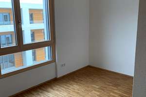 Wunderschöne 4 Zimmer, zwei Bäder, Fußbodenheizung, Parkett...  – Maxauer Straße 10b, 76187 Knielingen, Karlsruhe – Vorschaubild 5