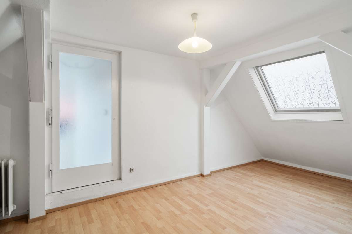 Immobilie in Seeheim-Jugenheim - Ein Ensemble mit Spielraum - Bild 1