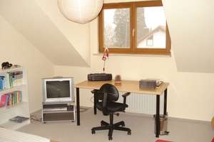 Lichtdurchflutete Dachwohnung mit Aussicht – Eselsbergsteige 98, 89075 Eselsberg, Ulm – Vorschaubild 4
