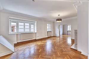PETS ALLOWED IN HISTORIC HOUSE!! approx. 2476 ft²! 7.5-room, 5.5-bed, 2.25-bath and XL roof terrace – Die vollständige Adresse der Immobilie erhältst du vom Anbieter., 55294 Bodenheim – Vorschaubild 6