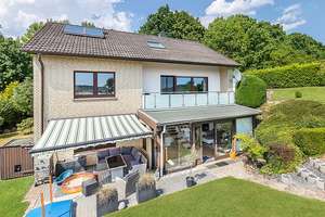 Freistehendes Zuhause mit Fernblick, kleinem Pool und viel Raum zur Entfaltung – Die vollständige Adresse der Immobilie erhältst du vom Anbieter., 32689 Kalletal – Vorschaubild 4