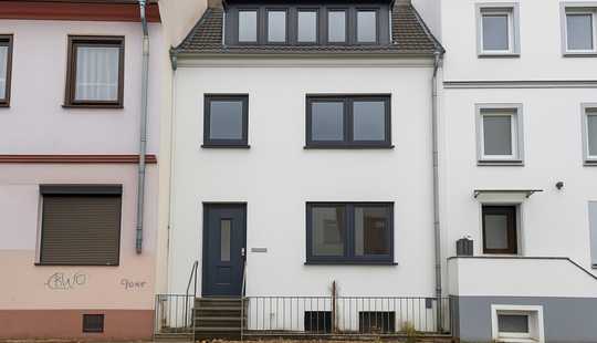 Bild von Kernsaniertes Zweifamilienhaus in Woltmershausen // Kapitalanlage möglich