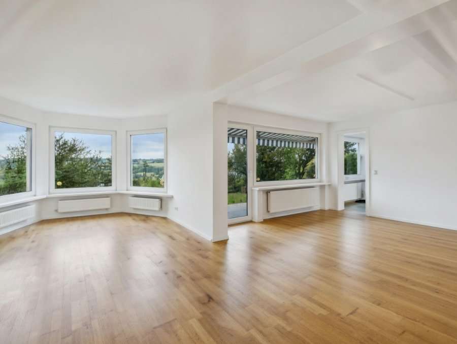 Immobilie in Wellen - Renovierte 5-Zimmer Erdgeschosswohnung mit Garten in Wellen - Bild 4