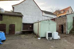 Frankfurt-Sossenheim: Dreifamilienhaus mit Nebengebäude und weiterem Bauplatz! – Die vollständige Adresse der Immobilie erhältst du vom Anbieter., 65936 Sossenheim, Frankfurt am Main – Vorschaubild 4