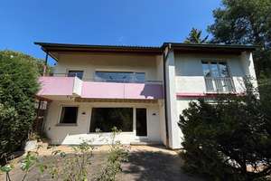 Die Lage wird Sie begeistern! Großes Zweifamilienhaus mit viel Potential für Ihre Wohnträume – Die vollständige Adresse der Immobilie erhältst du vom Anbieter., 70599 Schönberg, Stuttgart – Vorschaubild 6