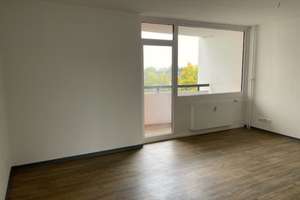 1-Zimmer-Wohnung mit Balkon in Mehrgenerationenhaus – ideal für Studierende – Burgstraße 74, 51103 Vingst, Köln – Vorschaubild 3