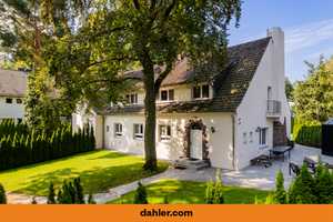 Große Familienvilla mit Seeblick in absoluter Toplage am Großen Wannsee – Berlin – Vorschaubild 1