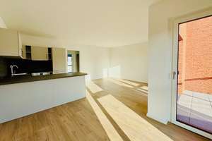 Neubau-Gebiet Hannover Kronsrode: Einbauküche, Loggia, Fußbodenheizung, 2 Bäder, Lift, Keller, TG – Kattenbrookstrift 76, 30539 Bemerode, Hannover – Vorschaubild 2