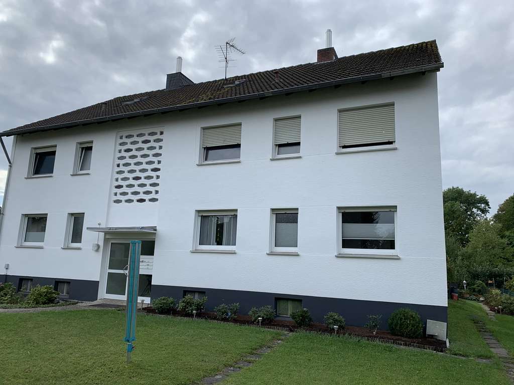 Immobilie in Lippetal - Solides Mehrfamilienhaus in Oestinghausen als Kapitalanlage - Bild 0