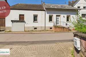 FREISTEHENDES WOHNHAUS MIT ÜBERDACHTEM BALKON UND SICHT INS GRÜNE IN FREUDENBURG! – Trier-Saarburg (Kreis) – Vorschaubild 1
