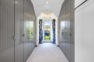 Property thumbnail 24