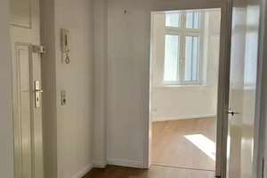 2 Zimmer Wohnung in Bilk mit großer Terrasse – Heresbachstraße 18, 40223 Bilk, Düsseldorf – Vorschaubild 3