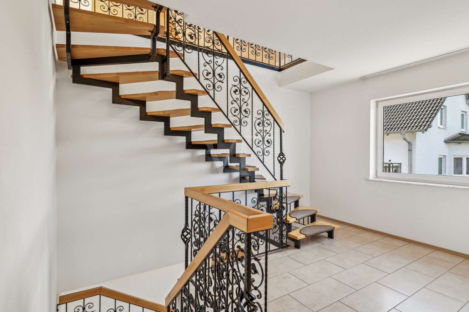 Immobilie in Katzweiler - Exklusives Einfamilienhaus – großzügig, lichtdurchflutet, in begehrter Lage - Bild 6