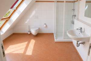 Moderne 2-Zimmer-Dachgeschosswohnung mit großer Dachterrasse – Lichtenbroicher Weg 149, 40472 Lichtenbroich, Düsseldorf – Vorschaubild 7