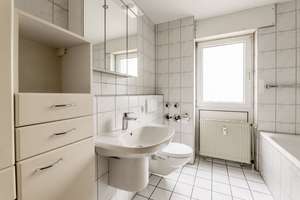 Einziehen leicht gemacht! Rd. 82 m² Hochparterrewohnung mit Balkon und Stellpatz in GE-Rotthausen – Die vollständige Adresse der Immobilie erhältst du vom Anbieter., 45884 Rotthausen, Gelsenkirchen – Vorschaubild 7
