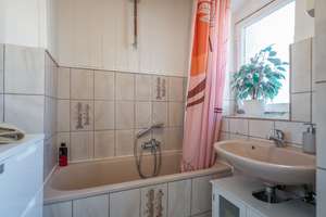 Potenzialstarkes Zweifamilienhaus mit ausgebautem DG – Ideal für Eigennutzer oder Kapitalanleger – Die vollständige Adresse der Immobilie erhältst du vom Anbieter., 41065 Lürrip, Mönchengladbach – Vorschaubild 10