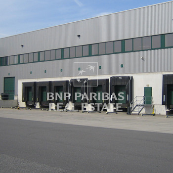 Provisionsfrei - Logistikhalle mit Rampentoren in Garching