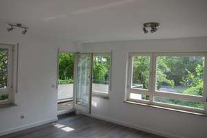 Sonnige, verkehrsgünstige, moderne 2-Zimmer-Wohnung mit Blick ins Grüne in Uni-Nähe
