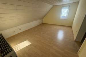 TOP! 2 Häuser mit schönem Garten in Hasselroth-Niedermittlau! – Die vollständige Adresse der Immobilie erhältst du vom Anbieter., 63594 Hasselroth – Vorschaubild 25