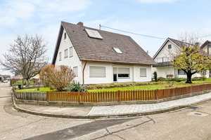 “Zweifamilienhaus mit Garten und Doppelgarage – Vielseitig nutzbar in ruhiger Lage” – Emmendingen (Kreis) – Vorschaubild 26