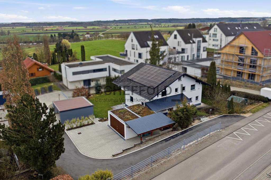 Immobilie in Öpfingen - Einziehen & Wohlfühlen! Stilvolles Einfamilienhaus in ruhiger Lage mit Garten & Wohlfühlambiente - Bild 1