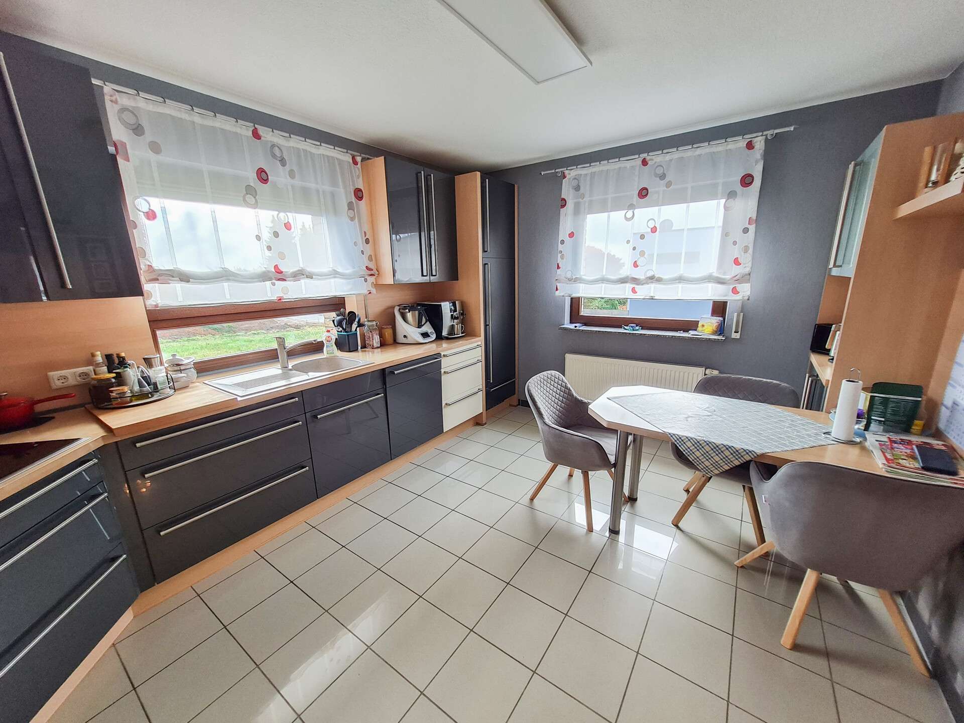 Immobilie in Straßenhaus - Repräsentatives, verklinkertes Landhaus mit ELW in bevorzugter Wohnlage von Straßenhaus zu verkaufen - Bild 6